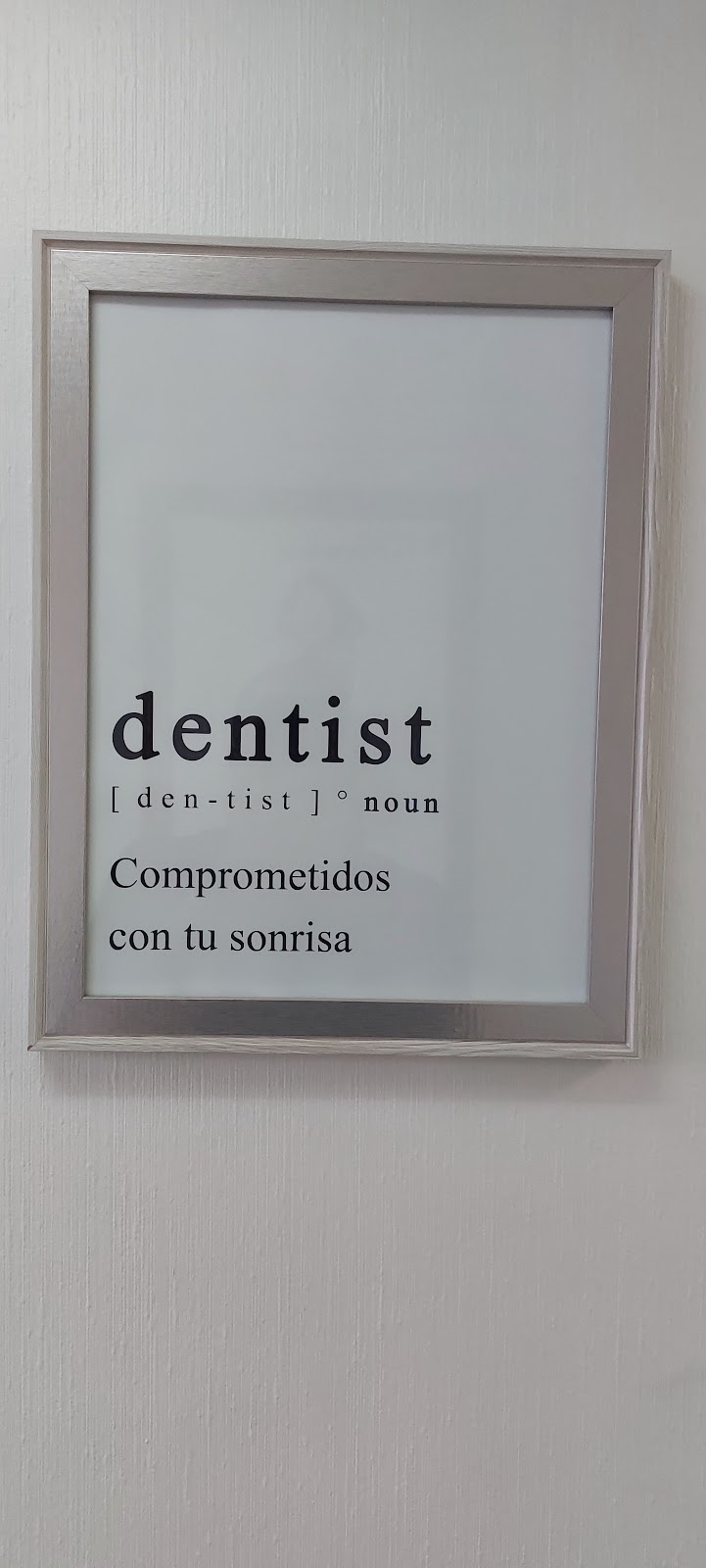 Clínica Dental La Providencia — Equipamiento